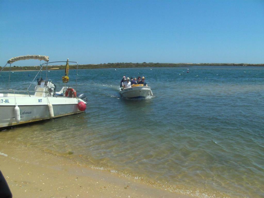 Golden Beach Apartment, Cabanas - Rua Das Giestas Lote 4 J カバナス・デ・タビラ エクステリア 写真